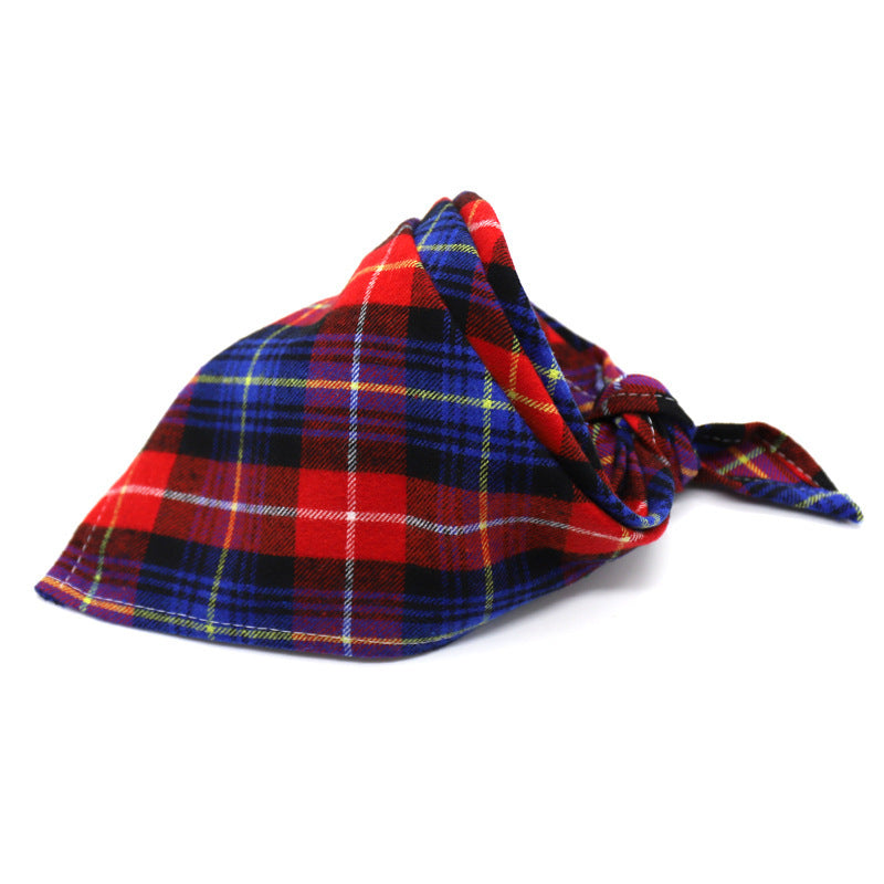 Cotton flannel baby plaid to increase triangle scarf Cotton flannel baby plaid to increase triangle scarf